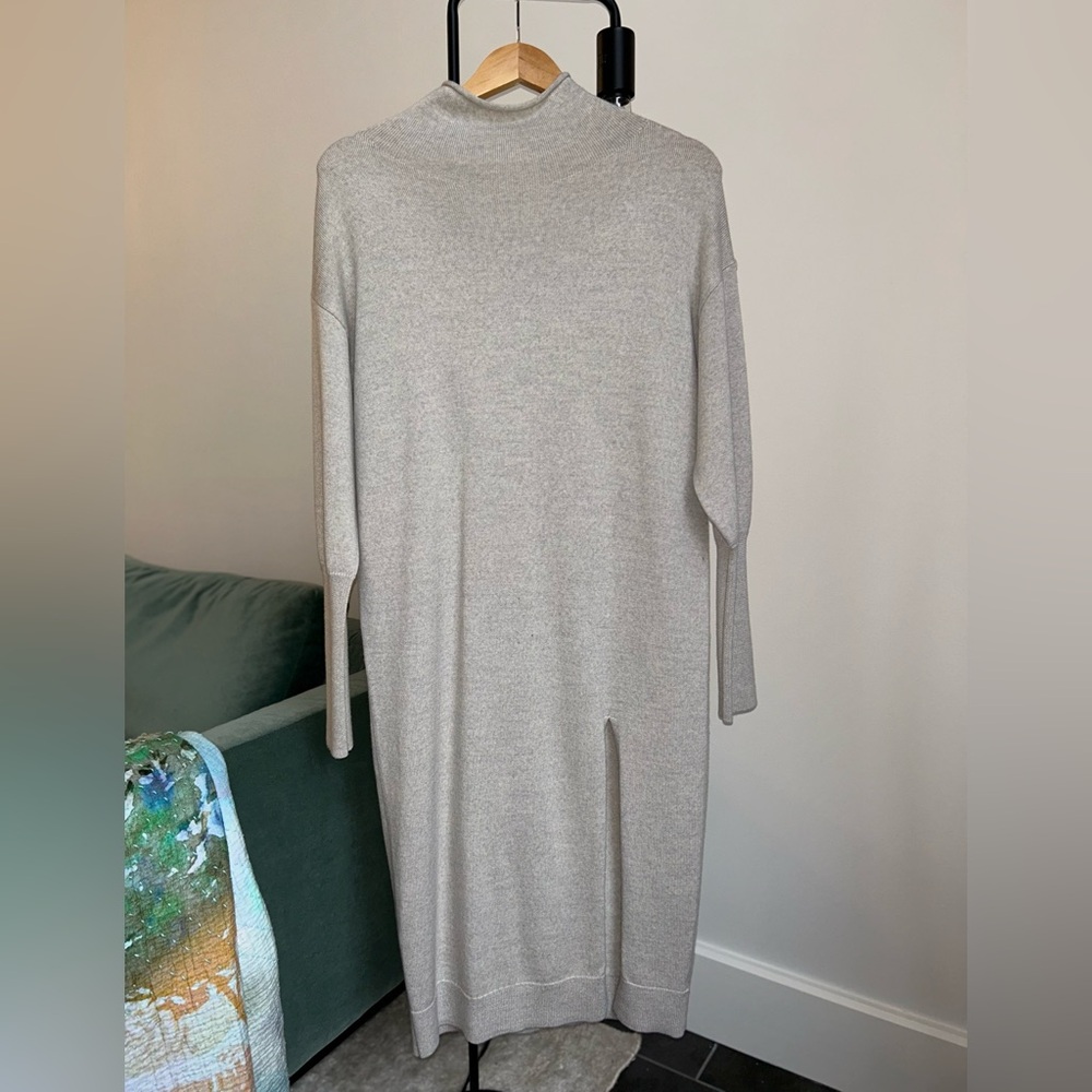Wilfred Heather Gray Knit Sweater